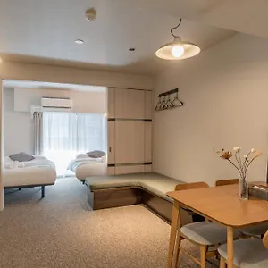 4* 招待所 11 Shinsaibashi